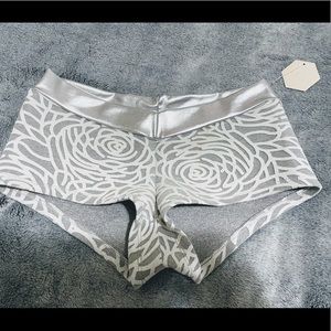 DreamingAttic - 3D Flower Print Booty Shorts